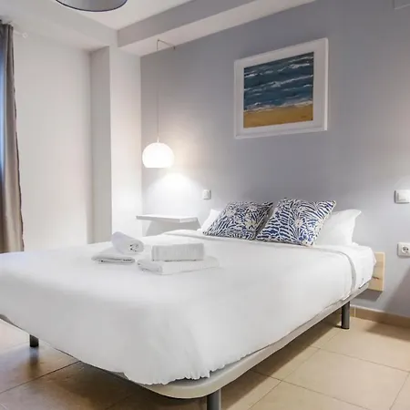 Downtown Host Apartment *