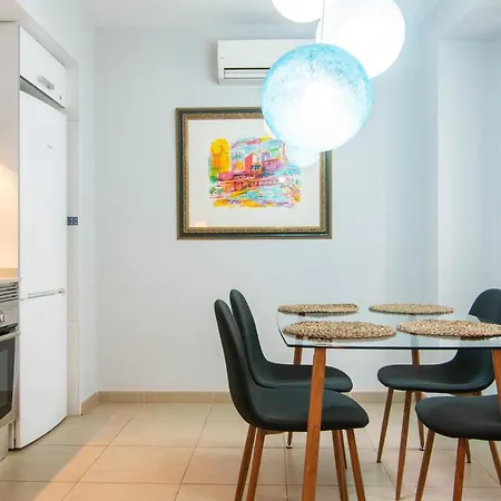 Apartment Downtown Host *